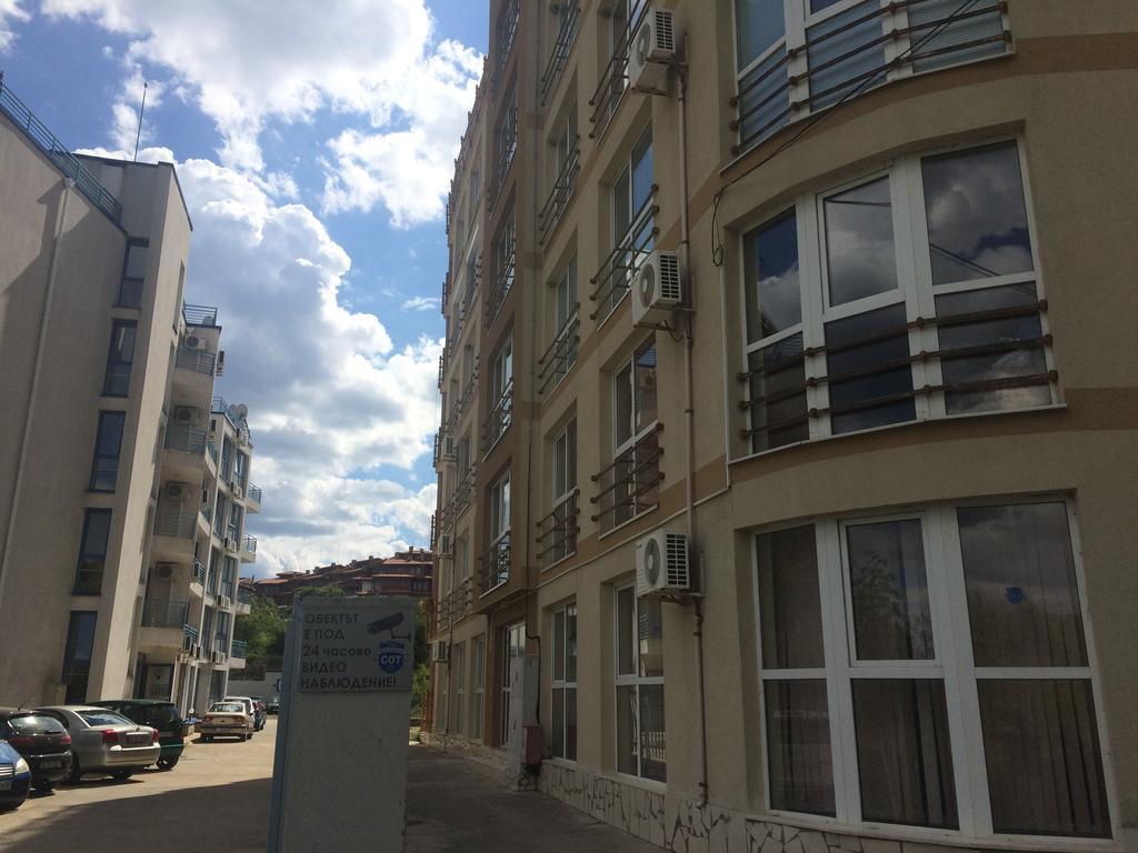 Sunrise Apartment Balchik Exterior photo